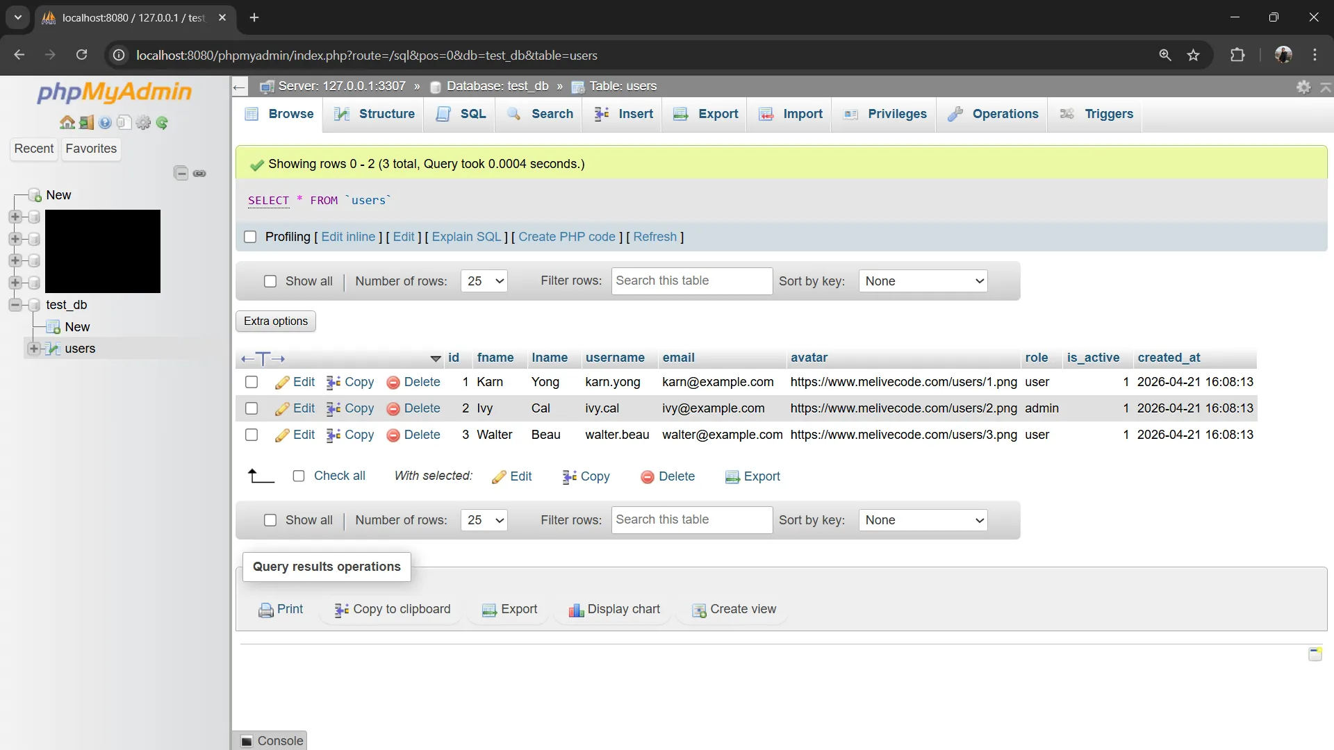 ตาราง Users พร้อมข้อมูลตัวอย่าง